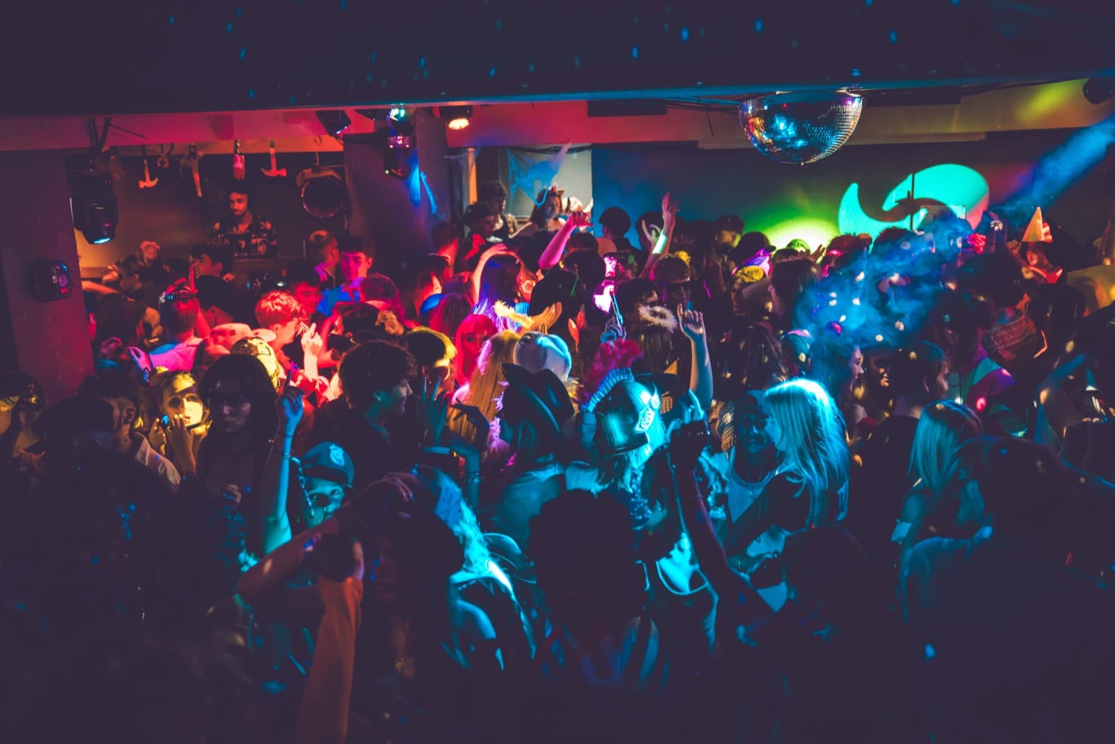 Inside The Brass Pig, Bristol, on a busy Monday night